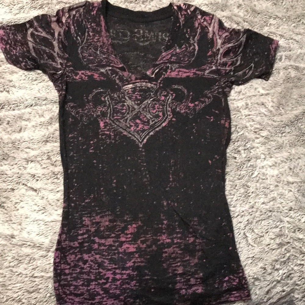 Extreme Couture small tshirt